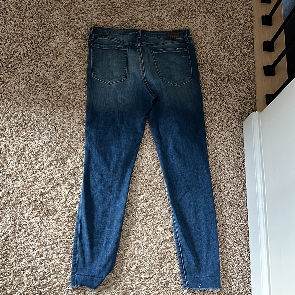 Jeans - Picture 2 of 2